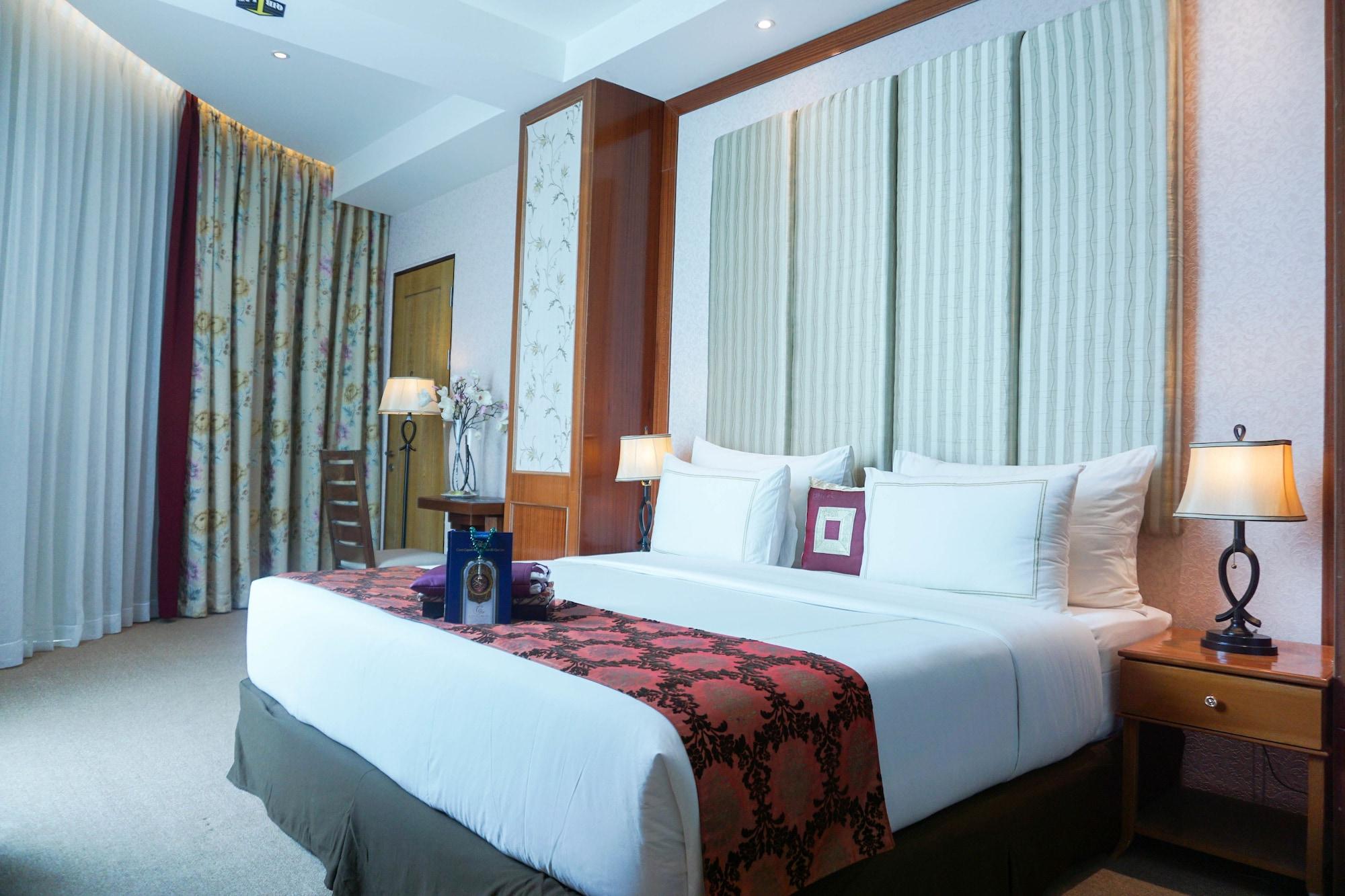 Cinnamon Hotel Boutique Syariah Tutugan Екстериор снимка