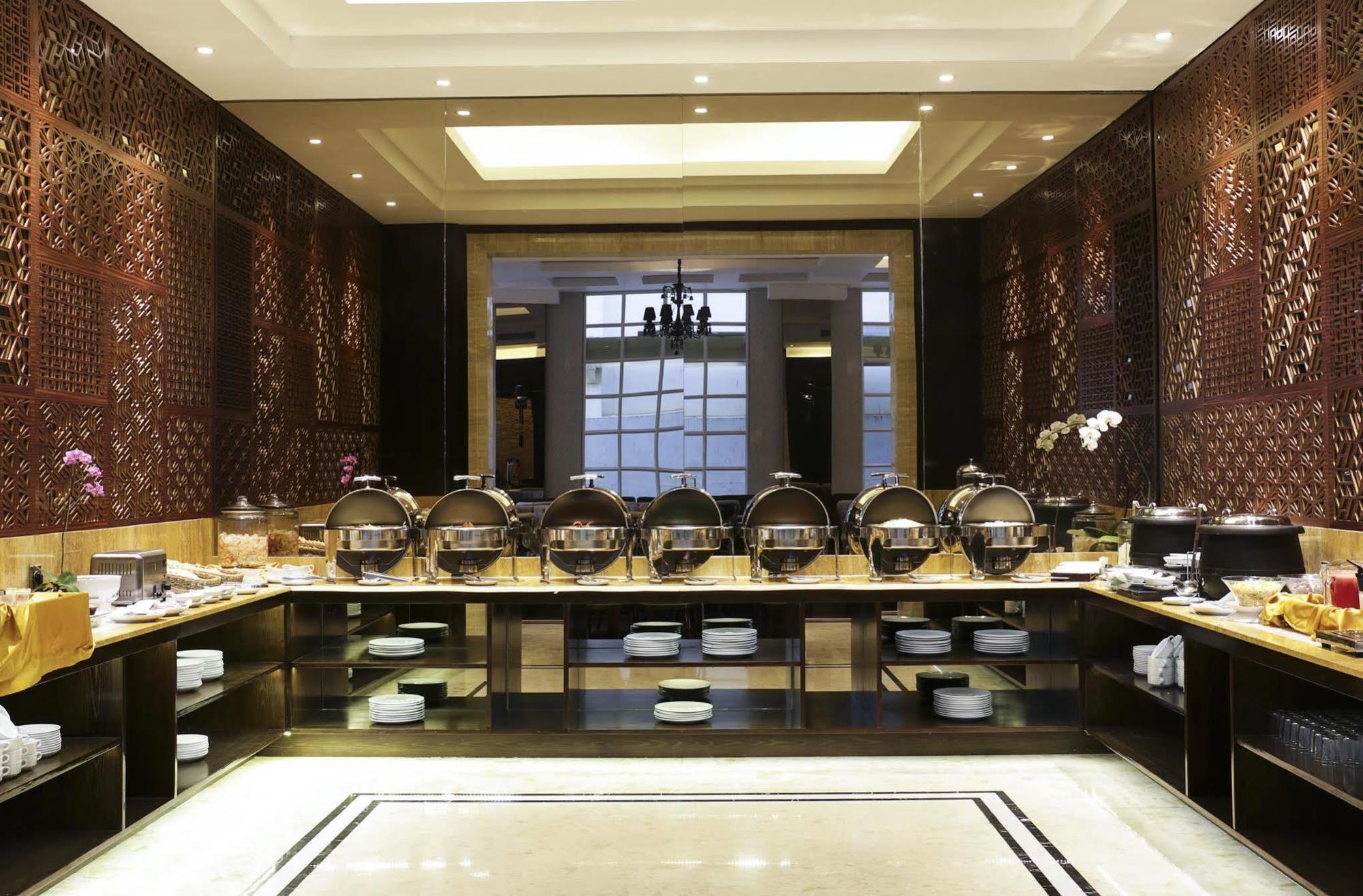Cinnamon Hotel Boutique Syariah Tutugan Екстериор снимка