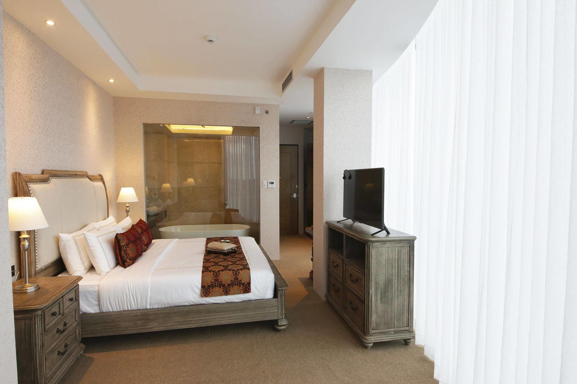 Cinnamon Hotel Boutique Syariah Tutugan Екстериор снимка